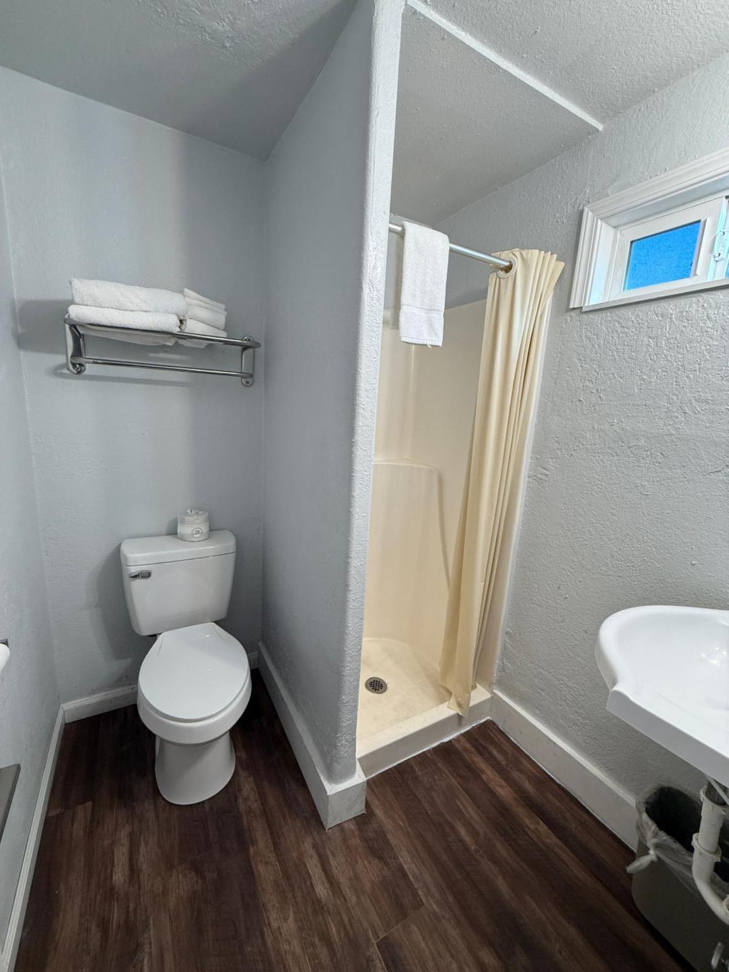 Budget Inn Bend Luaran gambar